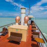 Kelén nosztalgiahajó felső fedélzet