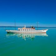 Kelén nosztalgiahajó a Balatonon