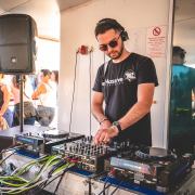 Plázs bulihajó a Siófok katamaránon