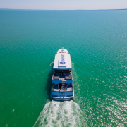 Szigliget motoros a Balatonon