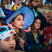 Halloween gyerekhajó