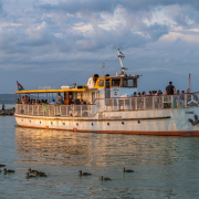Sétahajó a Balatonon