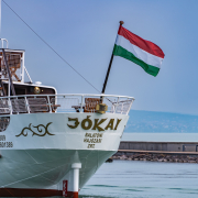 Jókai sétahajó a Balatonon