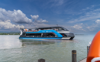 Új BAHART komp a Balatonon