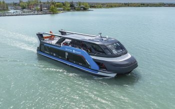 Balaton katamarán header kép